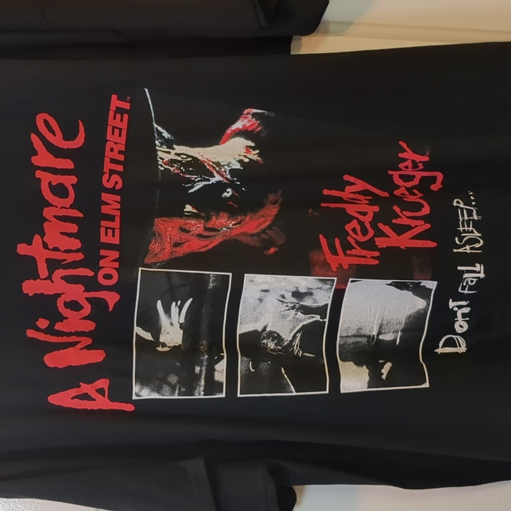 (NWOT) A Nightmare On Elm Street Tee Men's Size 2XL